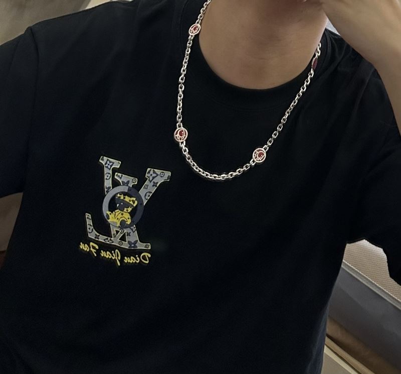 chr1st1an D10r necklaces